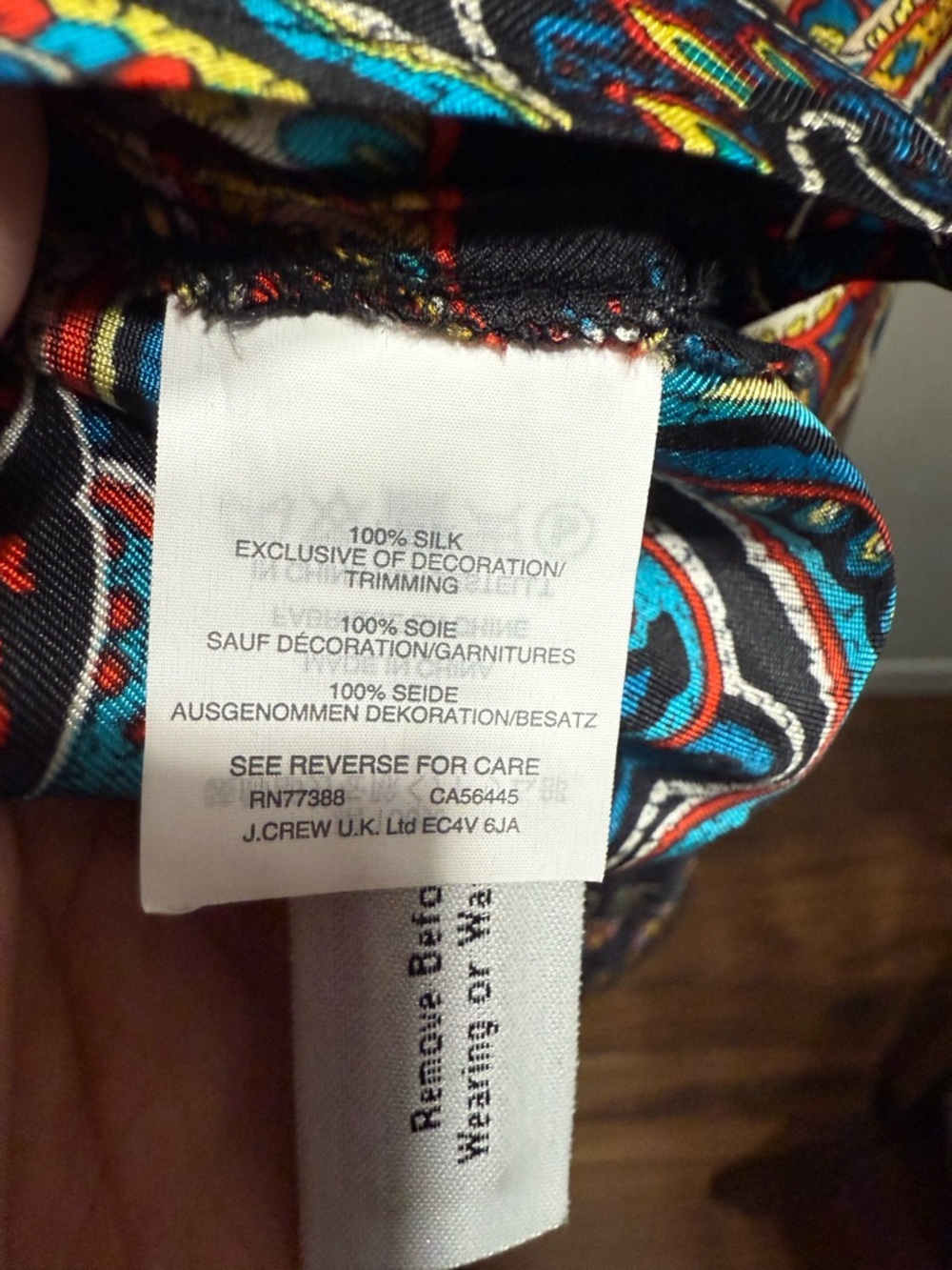 J.Crew 100% Silk Women’s Size 2 Twill Top In Bold Paisley Print Black - Picture 5 of 5